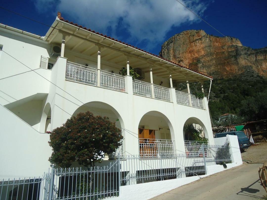 Leonidio Climb2Red Home المظهر الخارجي الصورة
